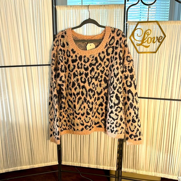Wonderly Curvy NWT Pullover Animal Print Sweater size XL in excellent condition - Picture 1 of 6